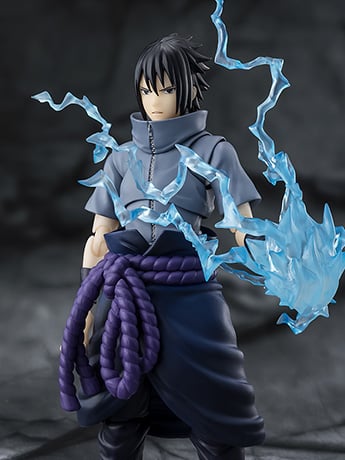 Naruto: Shippuden S.H.Figuarts Sasuke Uchiha (Solitary Shinobi) Action Figure Gallery Image 2