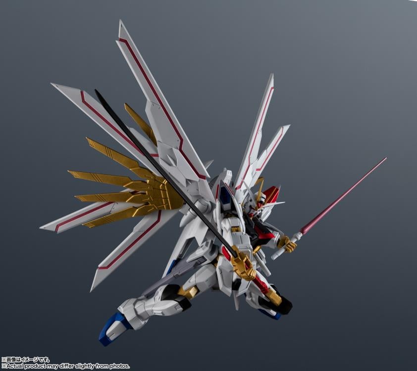 Mobile Suit Gundam SEED Freedom Gundam Universe ZGMF/A-262PD-P Mighty Strike Freedom Gundam Action Figure Gallery Image 7