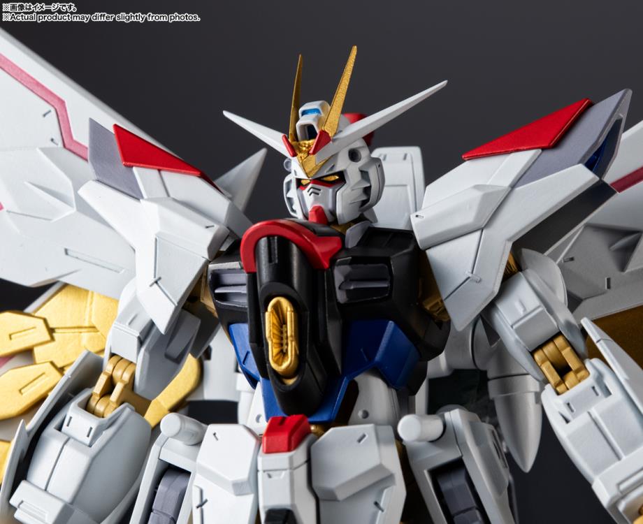 Mobile Suit Gundam SEED Freedom Gundam Universe ZGMF/A-262PD-P Mighty Strike Freedom Gundam Action Figure Gallery Image 8