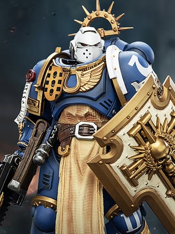 Warhammer 40,000 Ultramarines Levantus with Power Sword, Stormshield and Bolt Pistol 1/18 Scale Action Figure Gallery Image 2