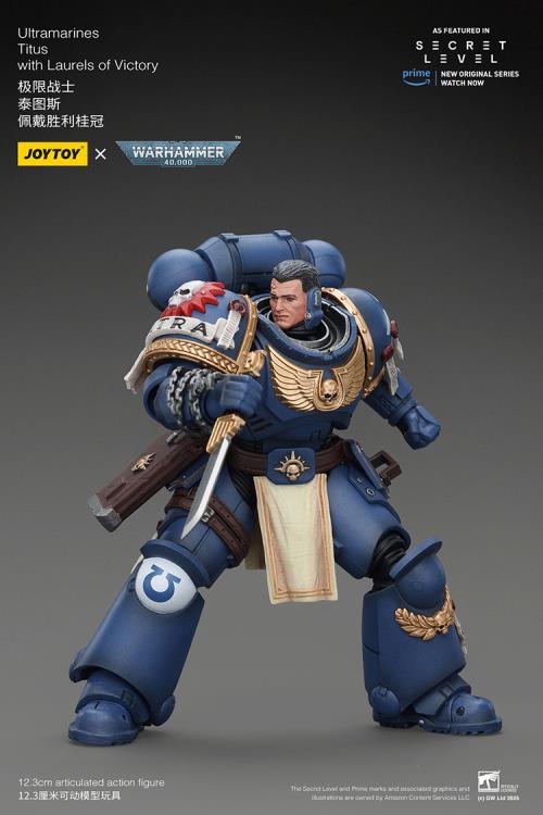 Warhammer 40,000 Ultramarines Titus with Laurels of Victory 1/18 Scale Action Figure Gallery Image 11