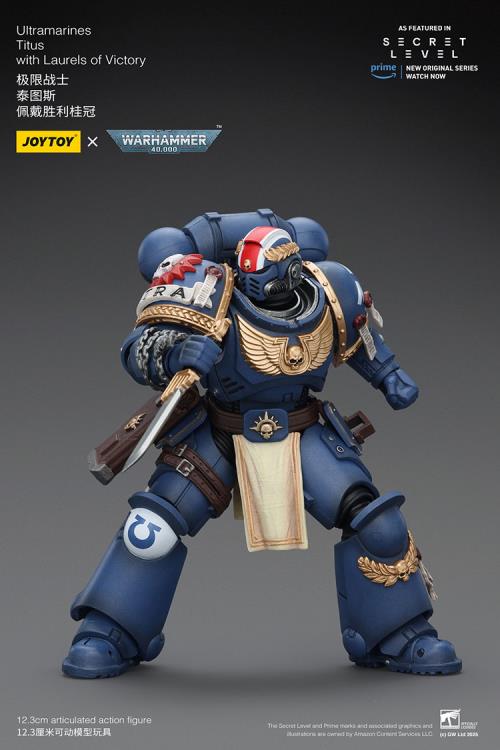 Warhammer 40,000 Ultramarines Titus with Laurels of Victory 1/18 Scale Action Figure Gallery Image 9