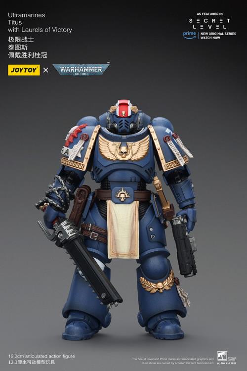 Warhammer 40,000 Ultramarines Titus with Laurels of Victory 1/18 Scale Action Figure Gallery Image 6