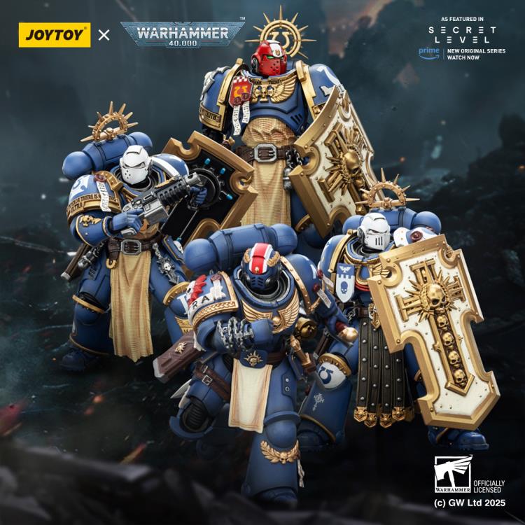 Warhammer 40,000 Ultramarines Torvald with Power Sword, Stormshield and Bolt Pistol 1/18 Scale Action Figure Gallery Image 16