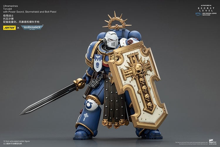 Warhammer 40,000 Ultramarines Torvald with Power Sword, Stormshield and Bolt Pistol 1/18 Scale Action Figure Gallery Image 6