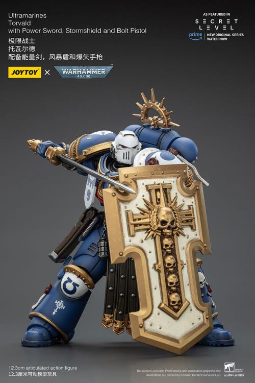 Warhammer 40,000 Ultramarines Torvald with Power Sword, Stormshield and Bolt Pistol 1/18 Scale Action Figure Gallery Image 9