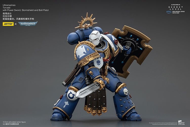 Warhammer 40,000 Ultramarines Torvald with Power Sword, Stormshield and Bolt Pistol 1/18 Scale Action Figure Gallery Image 8