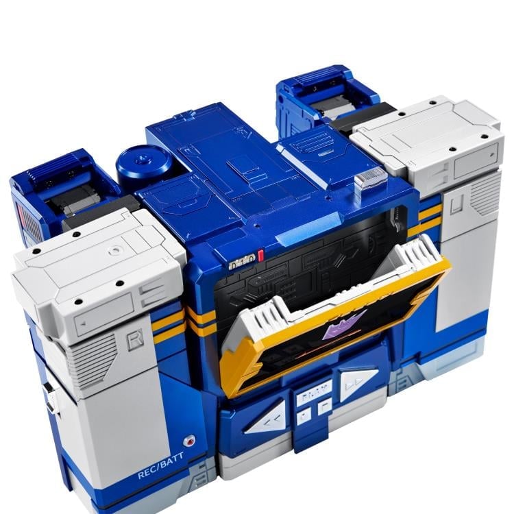 Transformers Flagship Series Soundwave Auto-Converting Robot Gallery Image 30