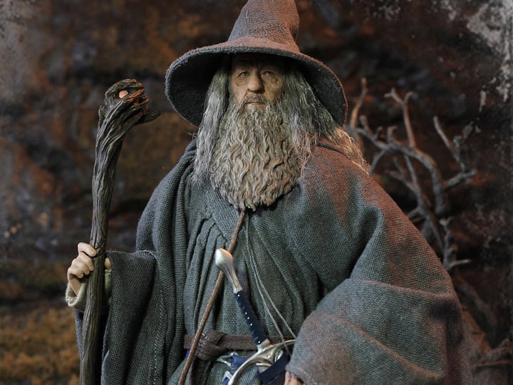 The Lord of the Rings Gandalf the Grey 1/6 Scale Figure Gallery Image 1