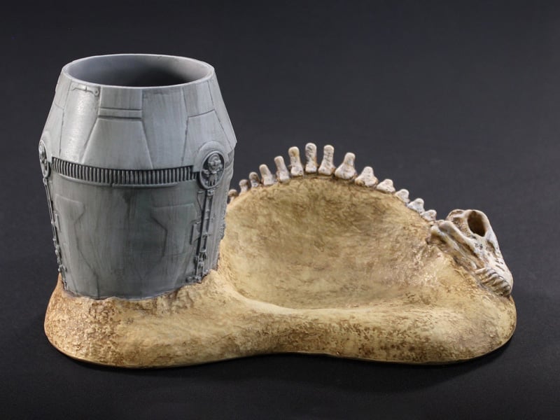 Star Wars: A New Hope Krayt Dragon Desk Organizer Gallery Image 1