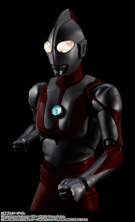 Ultraman S.H.Figuarts -Shinkocchou Seihou- Ultraman (60th Anniversary Edition) Action Figure Gallery Image 16