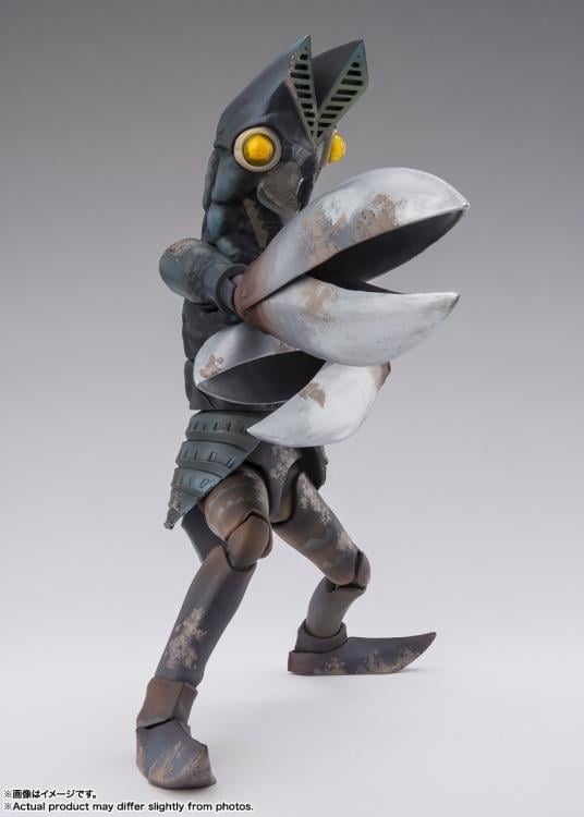 Ultraman S.H.Figuarts Alien Baltan (60th Anniversary Edition) Action Figure Gallery Image 6