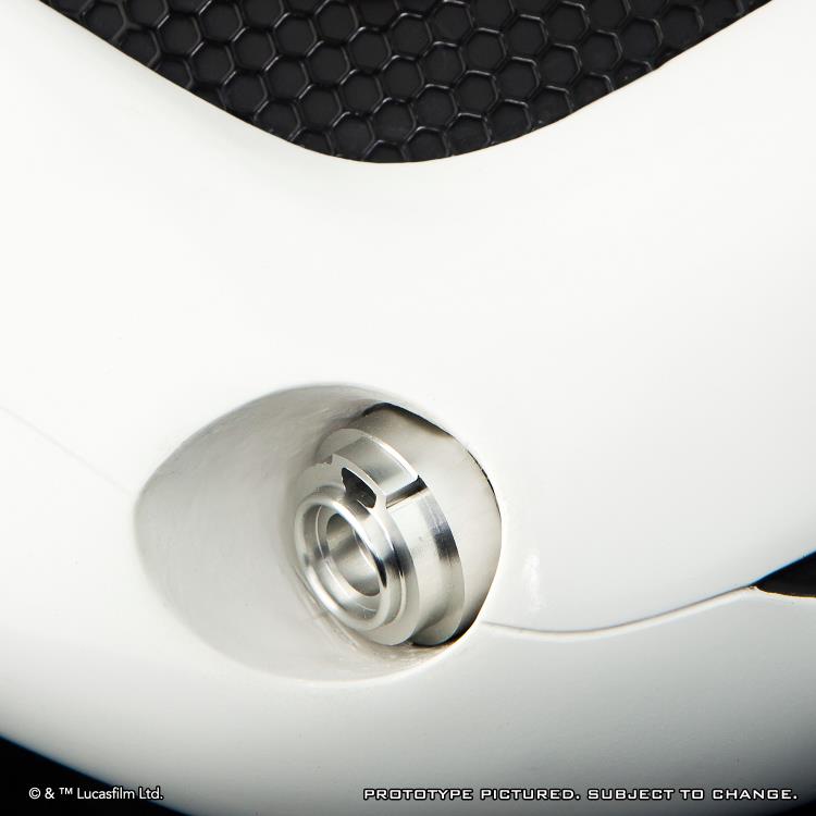 Star Wars Premier Line First Order Stormtrooper (The Force Awakens) 1:1 Scale Wearable Helmet Gallery Image 5