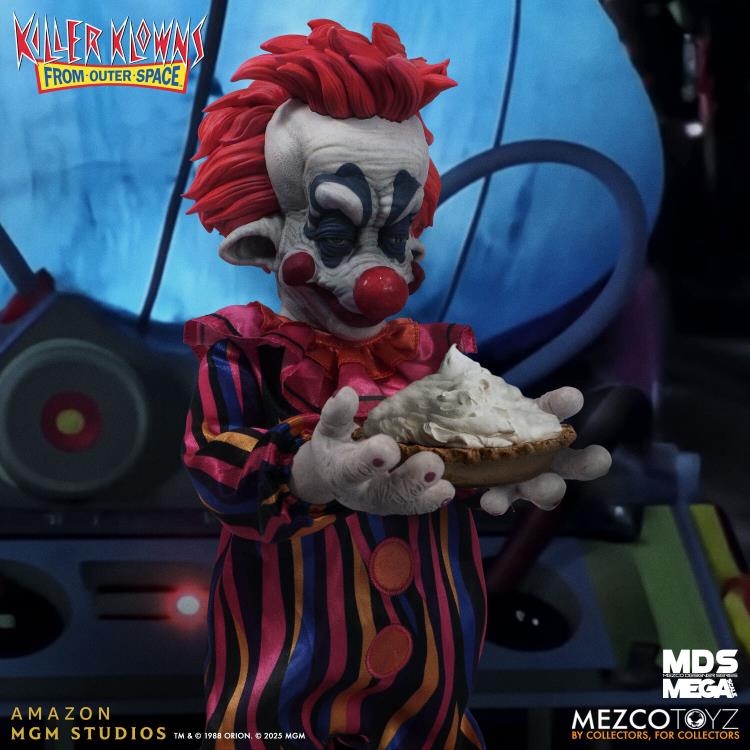Killer Klowns from Outer Space Mezco Designer Series Mega Scale Rudy Doll Gallery Image 8