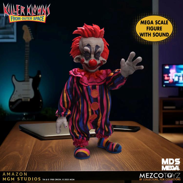 Killer Klowns from Outer Space Mezco Designer Series Mega Scale Rudy Doll Gallery Image 9