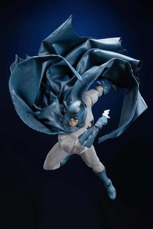 Batman: Hush Batman Action Figure Gallery Image 19