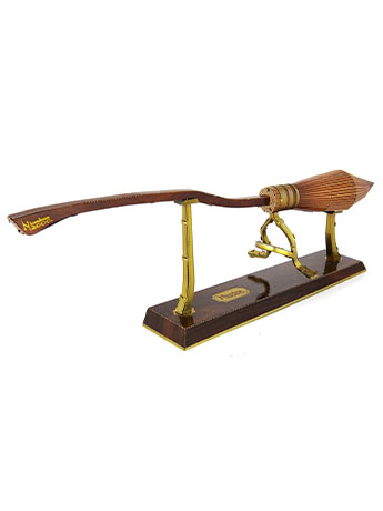 Harry Potter Metal Earth Nimbus 2000 Model Kit Gallery Image 2