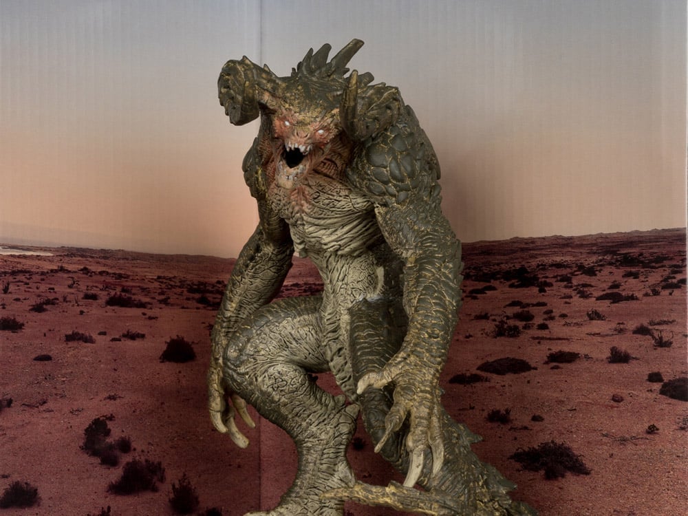 Fallout Movie Maniacs Deathclaw 6" Limited Edition Figure Gallery Image 1