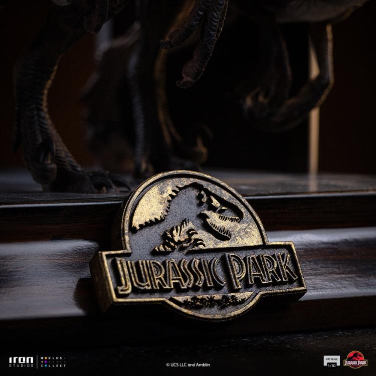 Jurassic Park Raptors at the Kitchen's Door 1/10 Art Scale Statue Gallery Image 13