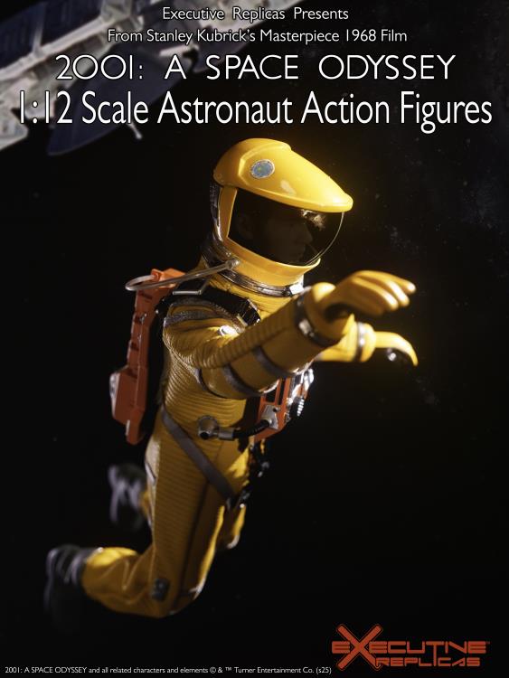 2001: A Space Odyssey Discovery Yellow Astronaut Frank Poole 1/12 Scale Action Figure Gallery Image 4