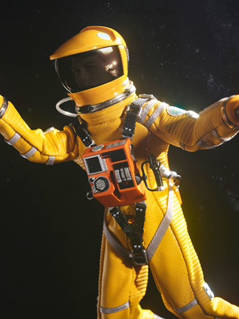 2001: A Space Odyssey Discovery Yellow Astronaut Frank Poole 1/12 Scale Action Figure Gallery Image 2