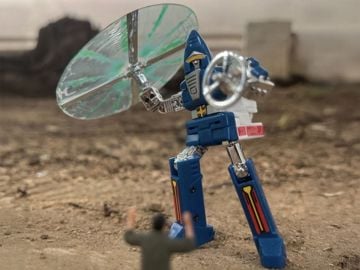 BrickyRobo Concept 4 Sky Figure