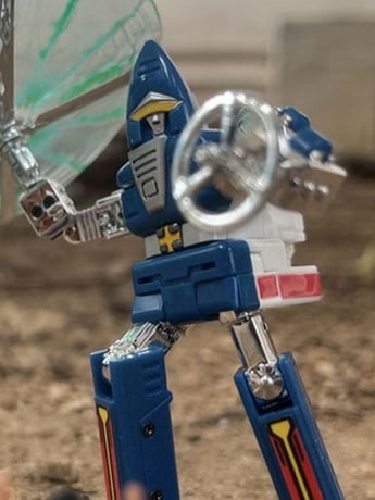 BrickyRobo Concept 4 Sky Figure
