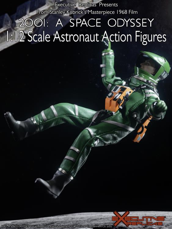 2001: A Space Odyssey Discovery Green Astronaut 1/12 Scale Action Figure Gallery Image 4