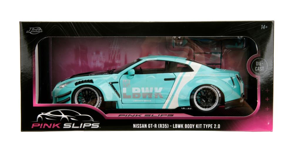 Pink Slips Nissan GT-R (R35) LBWK Kit Body Type 2.0 1/18 Scale Model