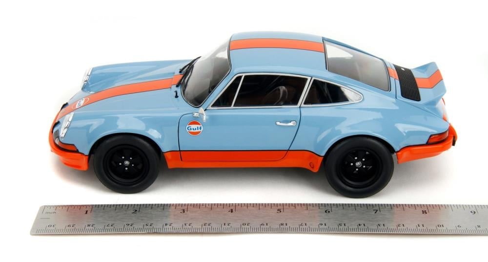 Pink Slips Porsche 2.8 RSR (Gulf 1) 1/18 Scale Model Gallery Image 11