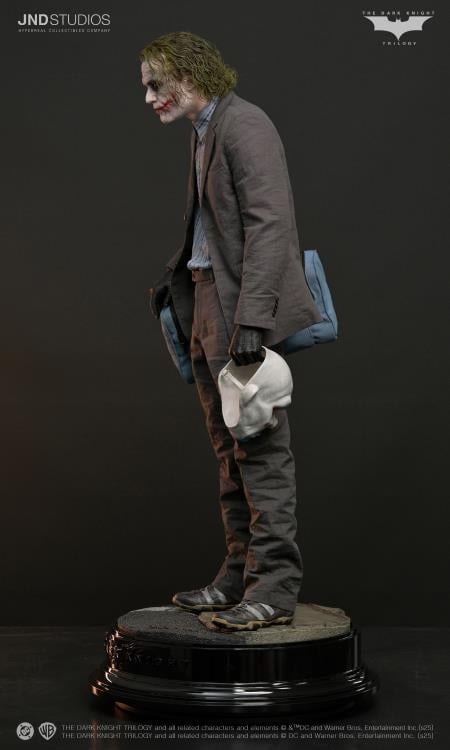 The Dark Knight Hyperreal The Joker (Bank Robber and Purple Coat Dual Ver.) 1/3 Scale Limited Edition Statue Gallery Image 7