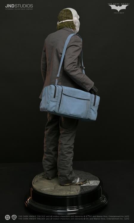 The Dark Knight Hyperreal The Joker (Bank Robber and Purple Coat Dual Ver.) 1/3 Scale Limited Edition Statue Gallery Image 10