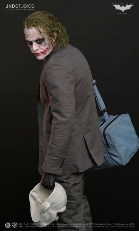 The Dark Knight Hyperreal The Joker (Bank Robber and Purple Coat Dual Ver.) 1/3 Scale Limited Edition Statue Gallery Image 21