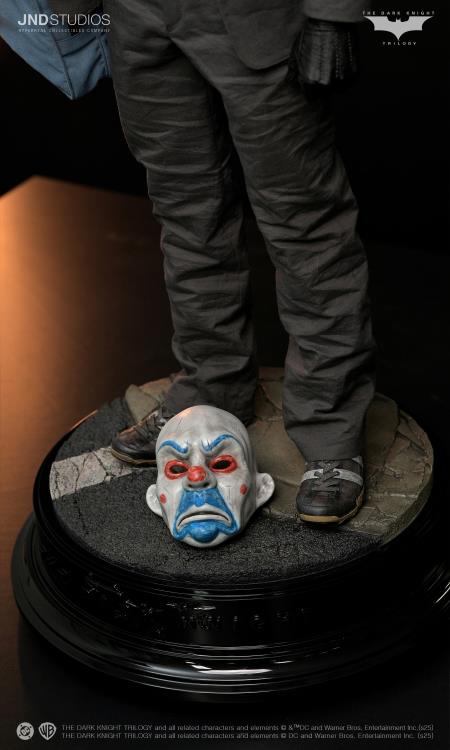 The Dark Knight Hyperreal The Joker (Bank Robber and Purple Coat Dual Ver.) 1/3 Scale Limited Edition Statue Gallery Image 16
