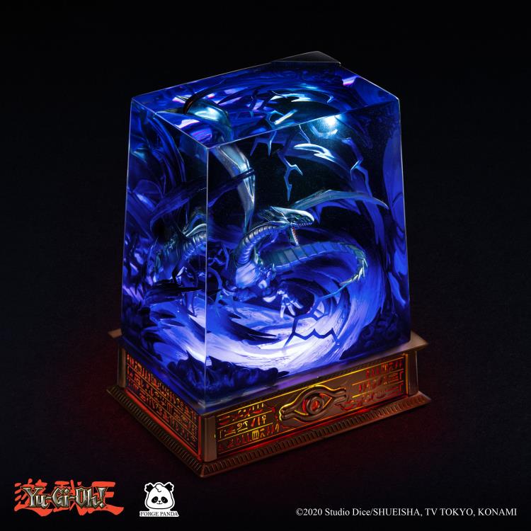 Yu-Gi-Oh! Duel Monsters Blue-Eyes White Dragon Diorama LED Lamp Gallery Image 3