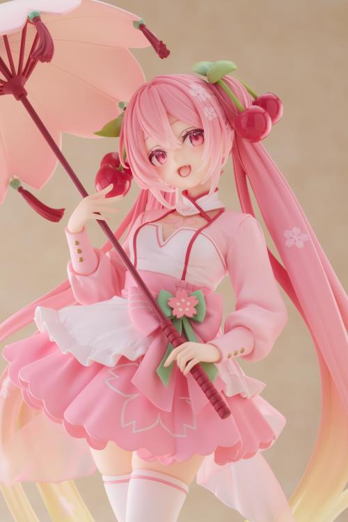 Vocaloid AMP+ Sakura Miku (Sakura Dress Ver.) Figure Gallery Image 12