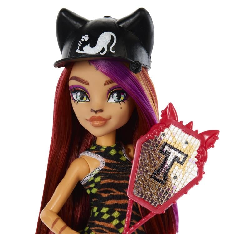 Monster High Buried Secrets Courtside Fang-Out Random Mystery Doll Gallery Image 24