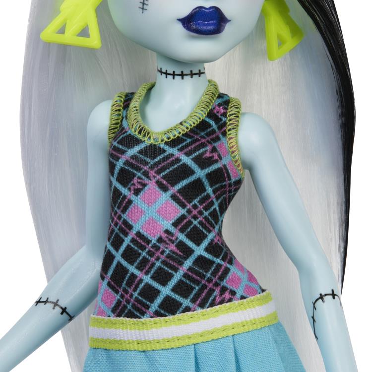 Monster High Buried Secrets Courtside Fang-Out Random Mystery Doll Gallery Image 19
