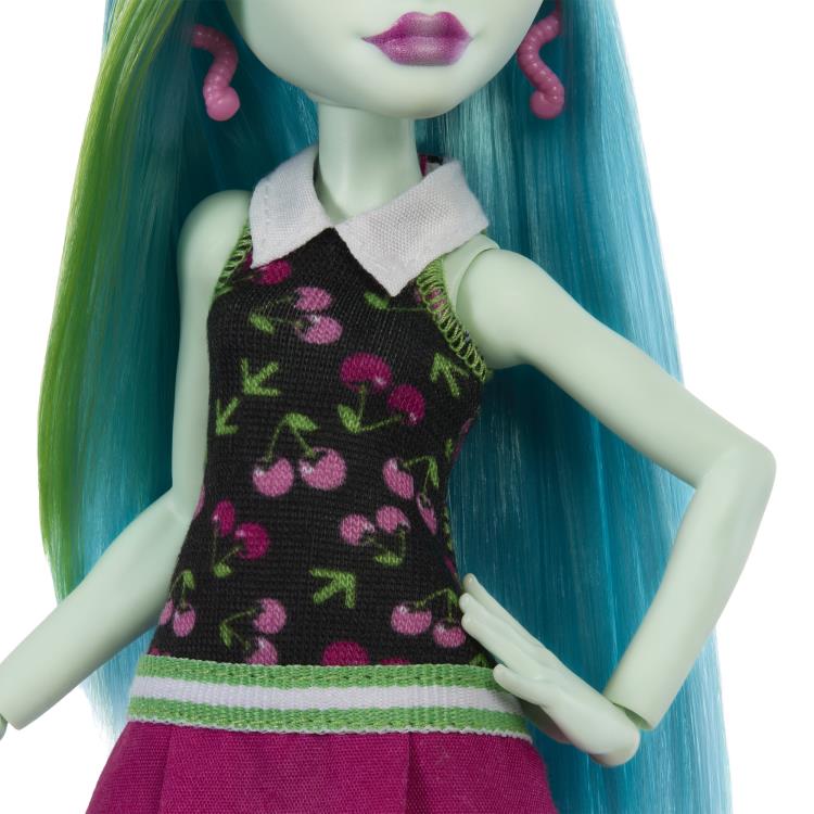 Monster High Buried Secrets Courtside Fang-Out Random Mystery Doll Gallery Image 31