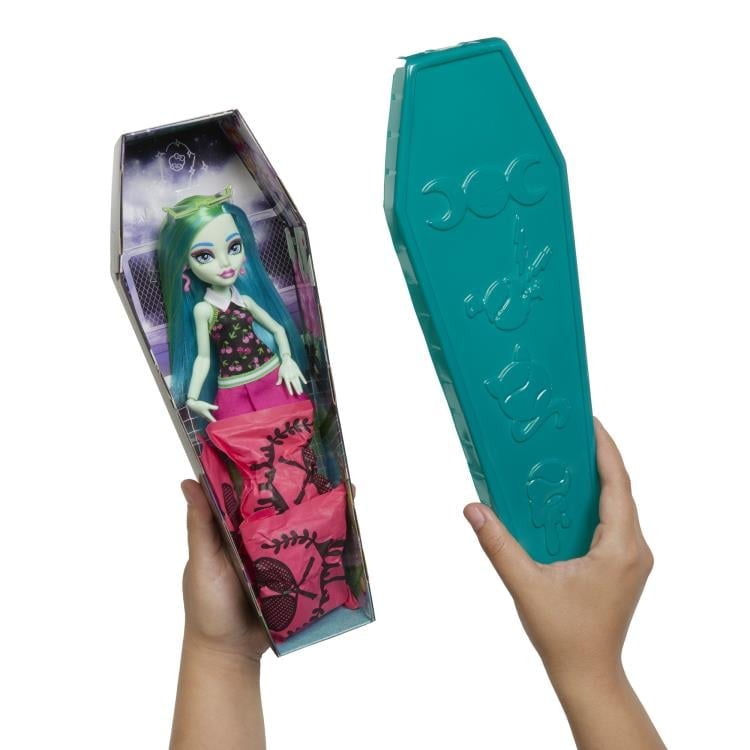 Monster High Buried Secrets Courtside Fang-Out Random Mystery Doll Gallery Image 7