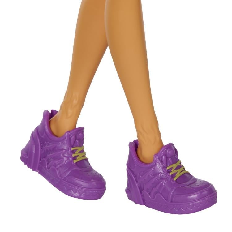 Monster High Buried Secrets Courtside Fang-Out Random Mystery Doll Gallery Image 25