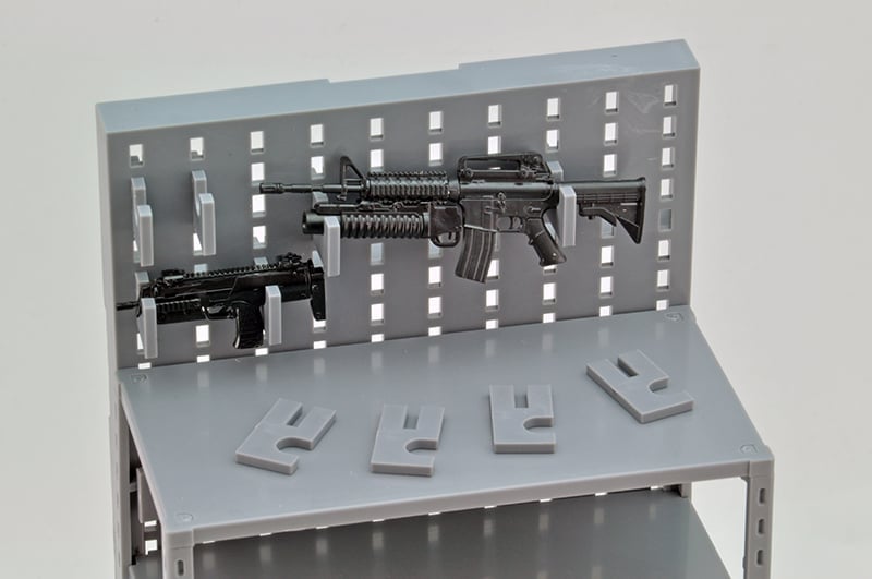 Little Armory LD018 Gun Rack D 1/12 Scale Accessory Set Gallery Image 5