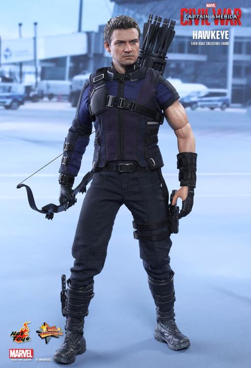 Captain America: Civil War MMS358 Hawkeye 1/6th Scale Collectible Figure Gallery Image 8