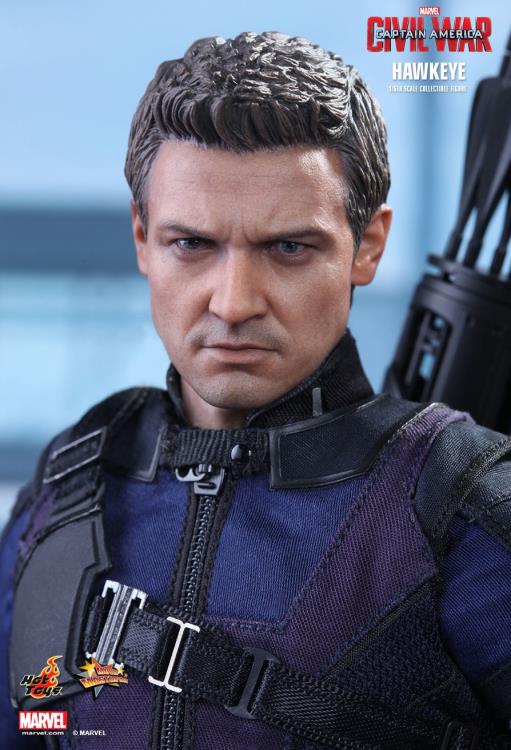 Captain America: Civil War MMS358 Hawkeye 1/6th Scale Collectible Figure Gallery Image 9