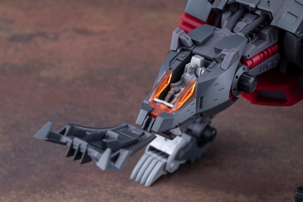 Zoids: Chaotic Century Highend Master Model Lightning Saix (Irvine