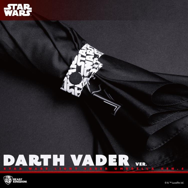 Star Wars Darth Vader Light-Up Lightsaber Umbrella (4th Gen) Gallery Image 6