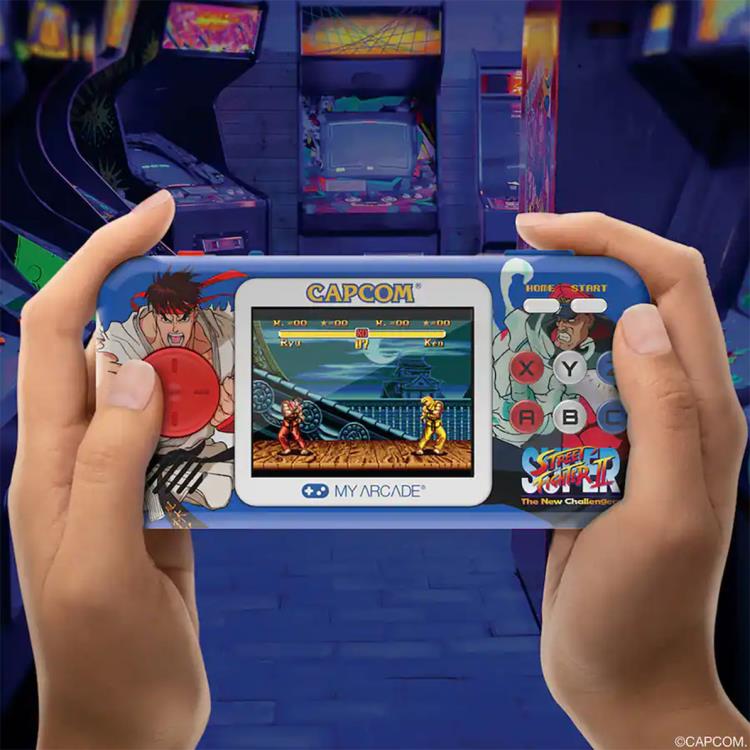 Super Street Fighter II Pocket Player Pro (2-Games-in-1) with Travel Case Gallery Image 4