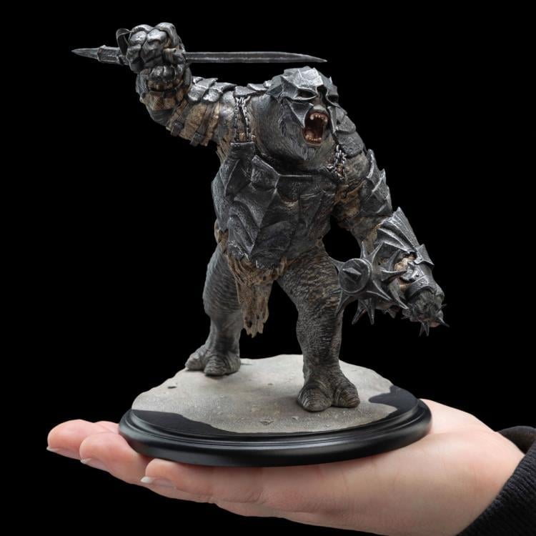 The Lord of the Rings Olog-Hai of the Black Gate Miniature Statue Gallery Image 12