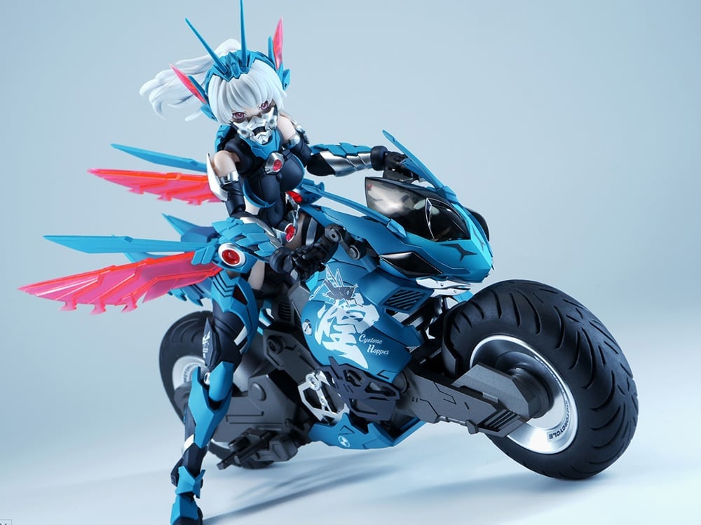 Cyber Forest Fantasy Girls Cyclone Hopper Yip Fung Sim 1/12 Scale Model Kit (With Bonus) Gallery Image 1