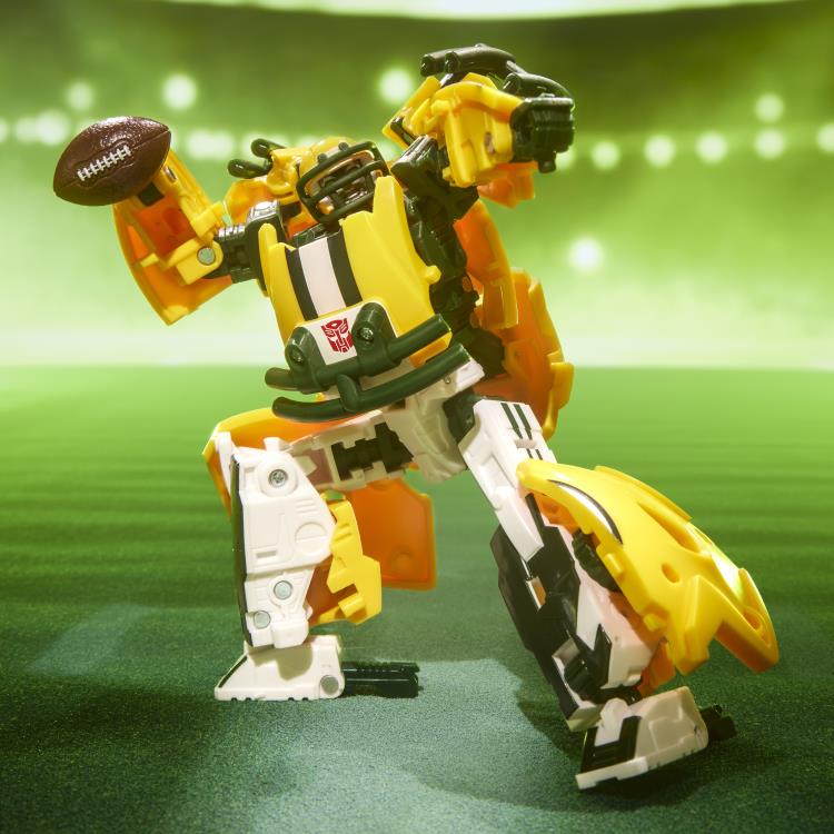 Transformers Collaborative NFL x Transformers Green Bay Packers Tundra Prime Action Figure Gallery Image 3
